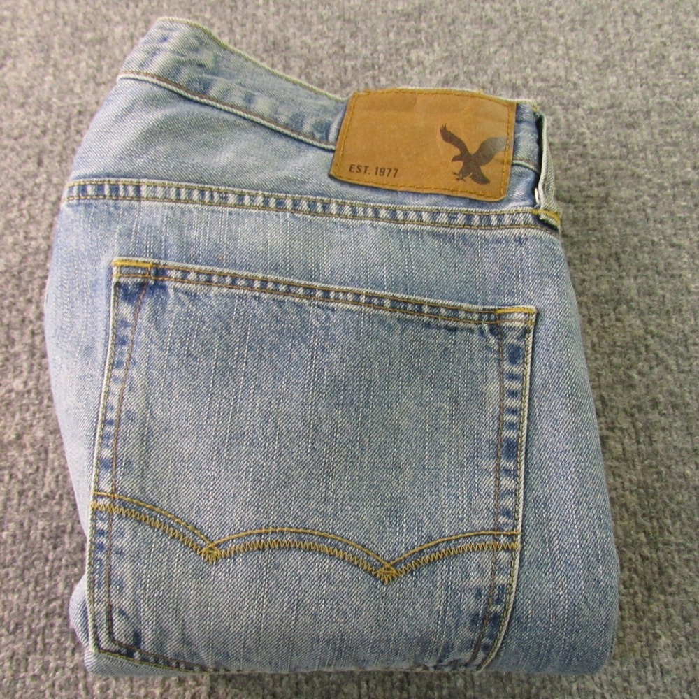 American Eagle Jeans Men 34x34 Original Straight Light Wash Blue Denim Broken In